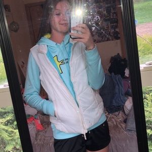 White Aeropostale vest